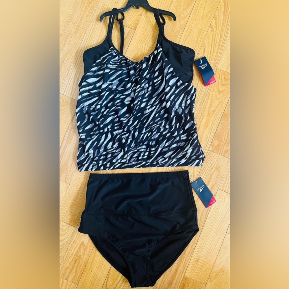 Brand new Reebok swimsuit ladies size 16